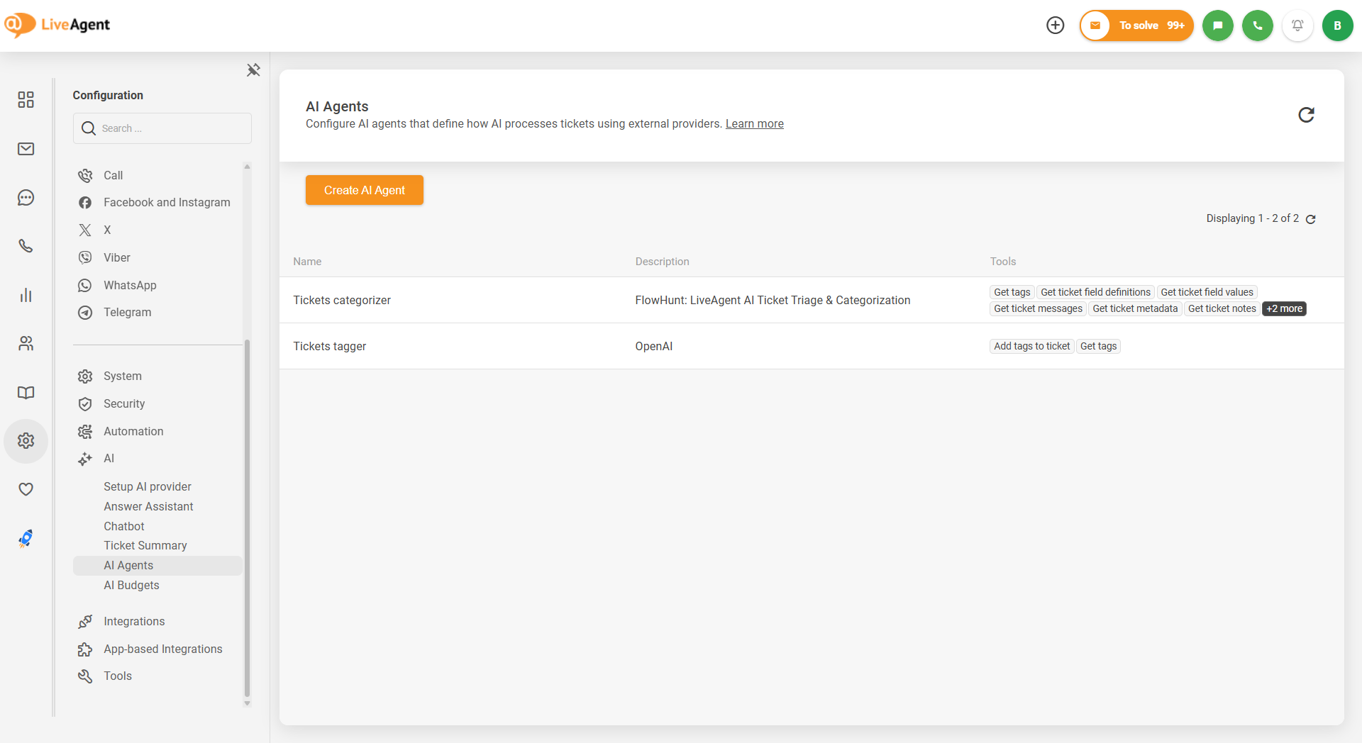 شاشة تكوين وكلاء الذكاء الاصطناعي في LiveAgent تعرض وكيل تصنيف التذاكر ووكيل وضع العلامات على التذاكر