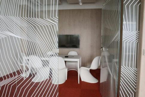 مساحة المكتب 5