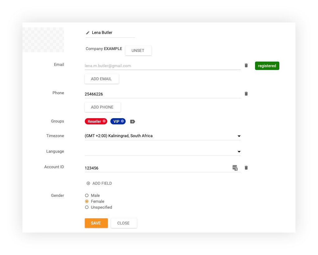 إضافة جهة اتصال في LiveAgent