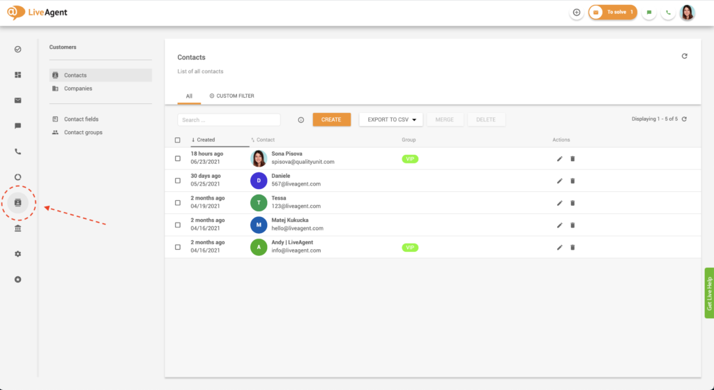 البحث عن جهات الاتصال في LiveAgent