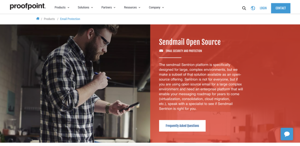 الصفحة الرئيسية لـ Sendmail مع خيار التنزيل والمعلومات
